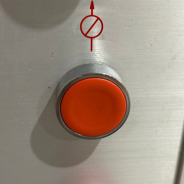 SCHNEIDER Red Button Part # XB2BA42