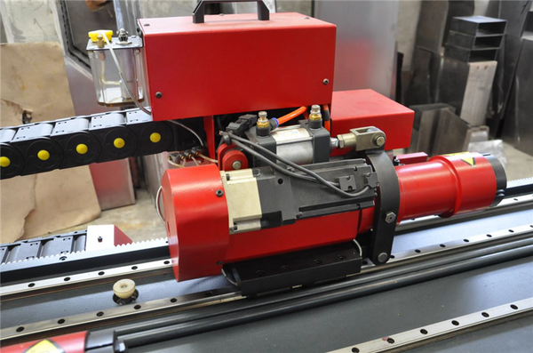 CNC Tube Punching Machine Model: TPM1000