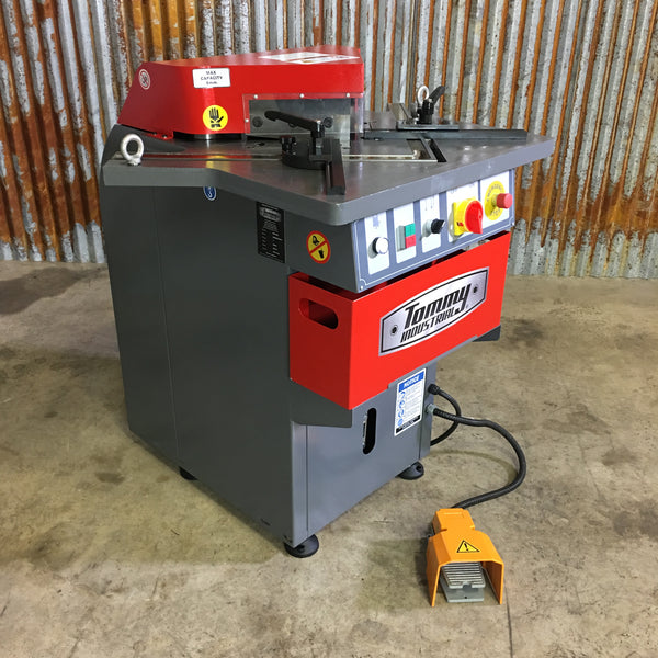 Sheet Metal Corner Notcher SNV8GA